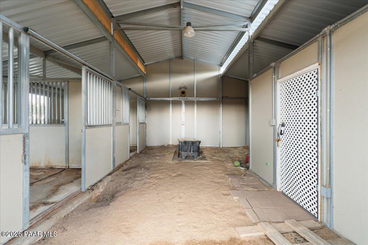 10540 North Patina Road Prescott, AZ 86305 - Photo 45 of 52 45-Barn