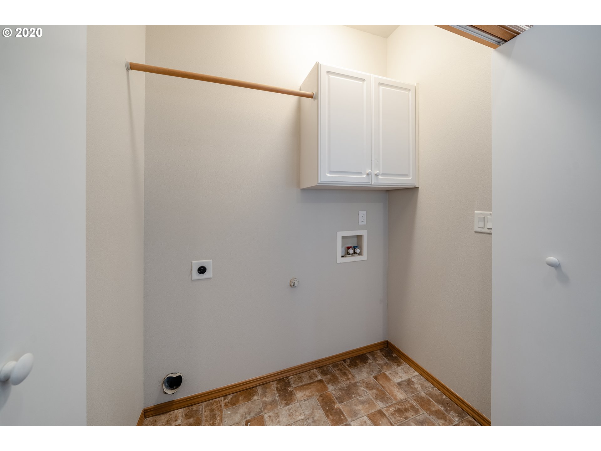 38491 Dubarko Road Sandy, OR 97055 - Photo 10 of 32 Gallery Image 10