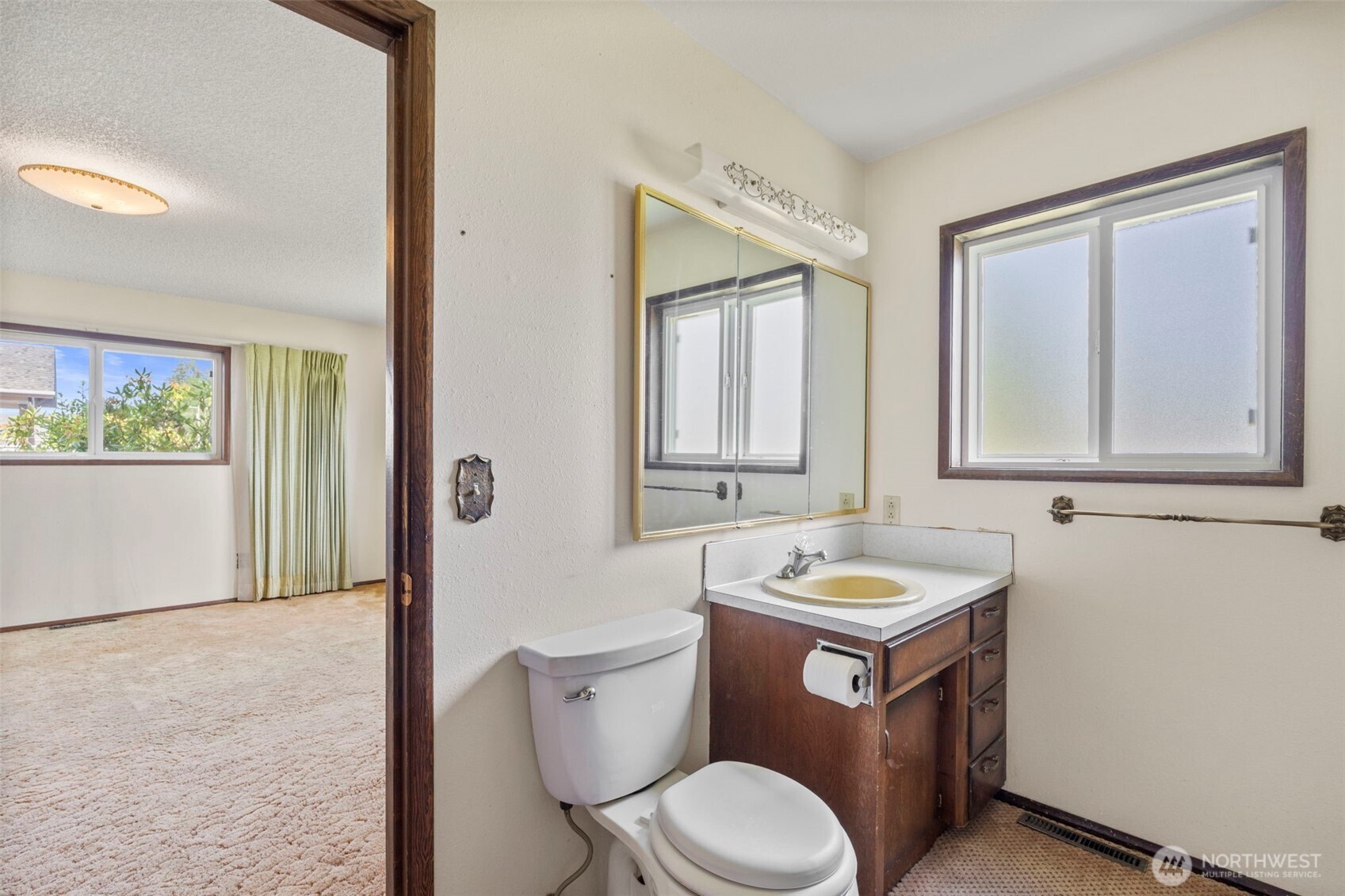 3412 Russell Road Centralia, WA 98531 - Photo 18 of 40