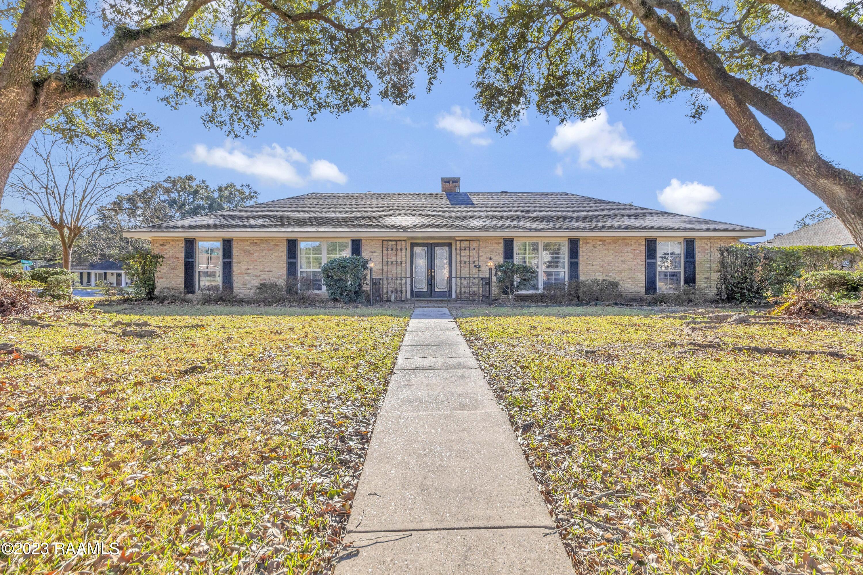 1006 Greenbriar Road Lafayette, LA 70503 - Photo 1 of 38 Front