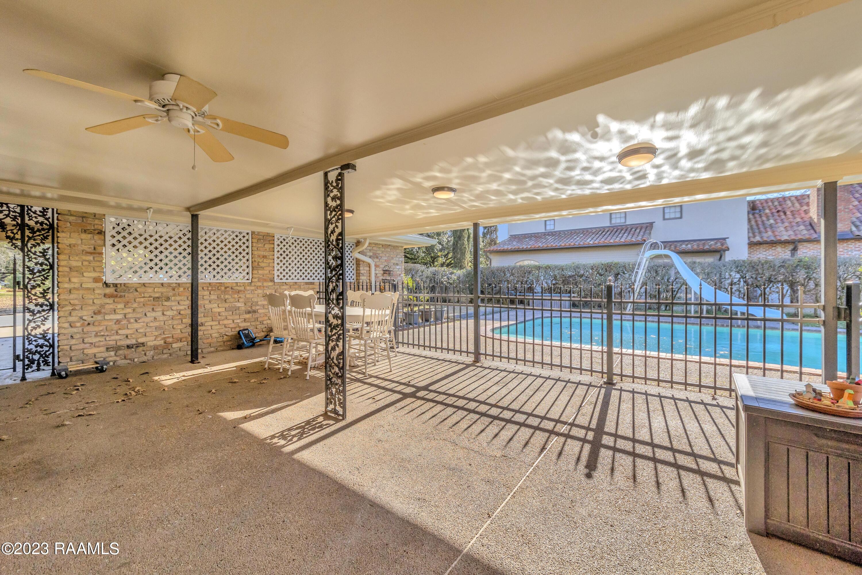 1006 Greenbriar Road Lafayette, LA 70503 - Photo 31 of 38 Patio/Pool