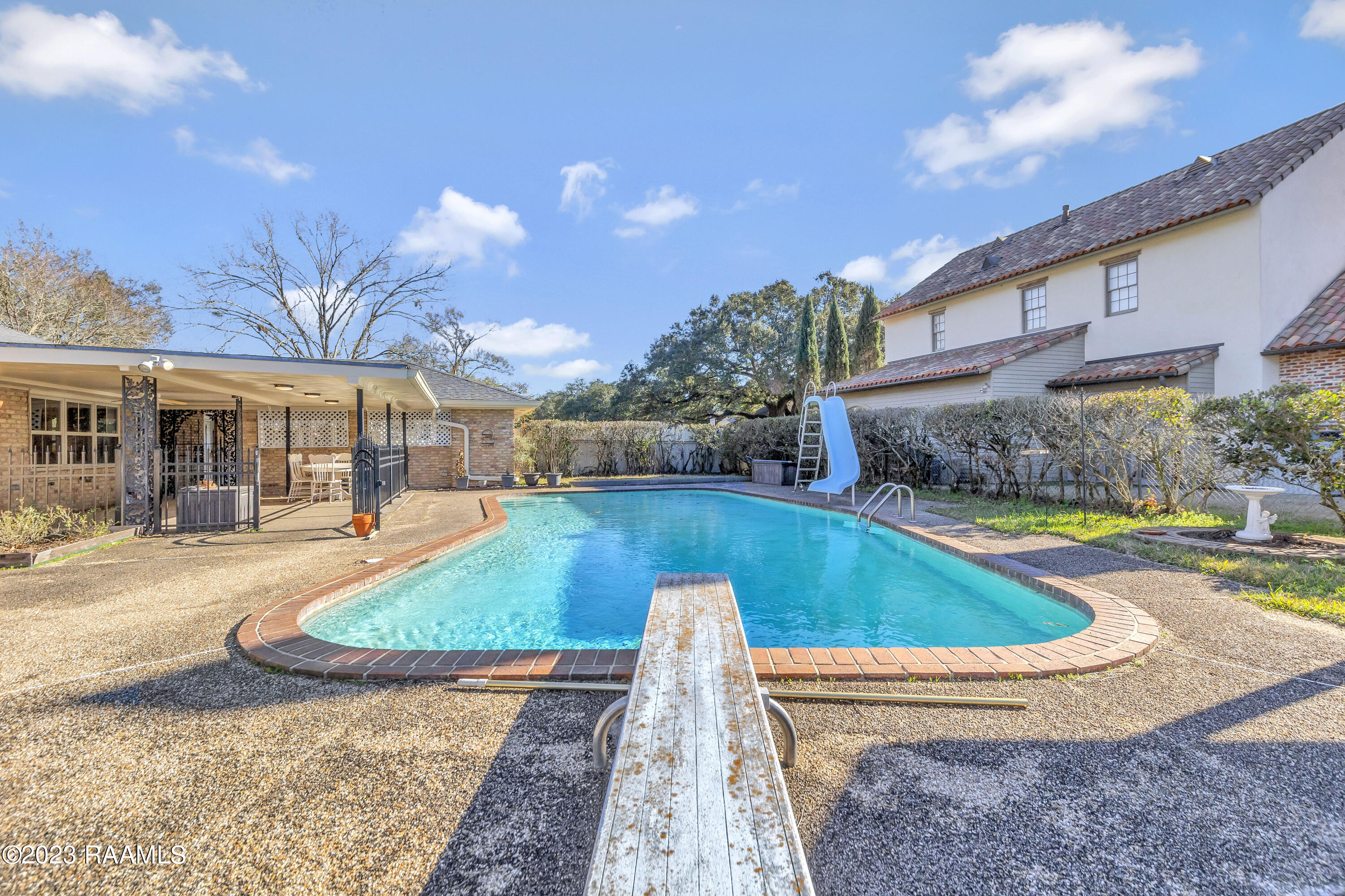 1006 Greenbriar Road Lafayette, LA 70503 - Photo 33 of 38 Pool