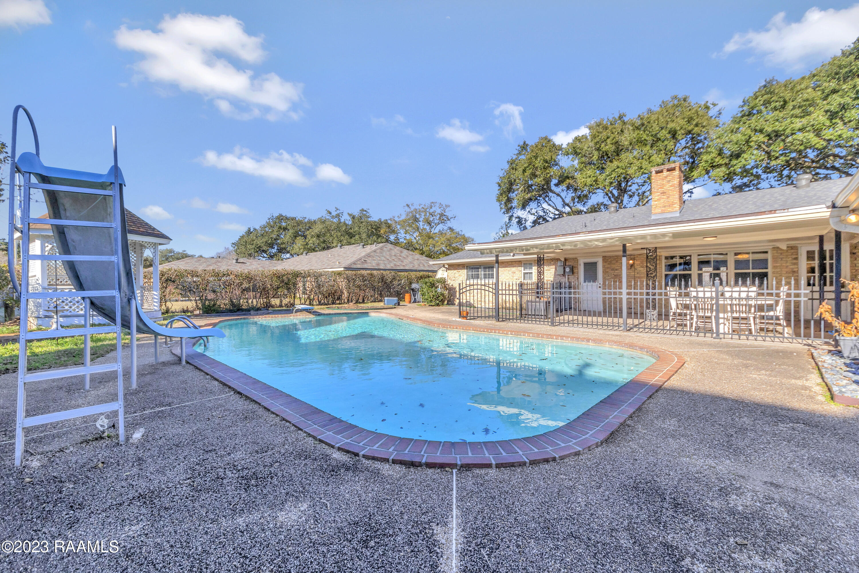 1006 Greenbriar Road Lafayette, LA 70503 - Photo 35 of 38 Pool