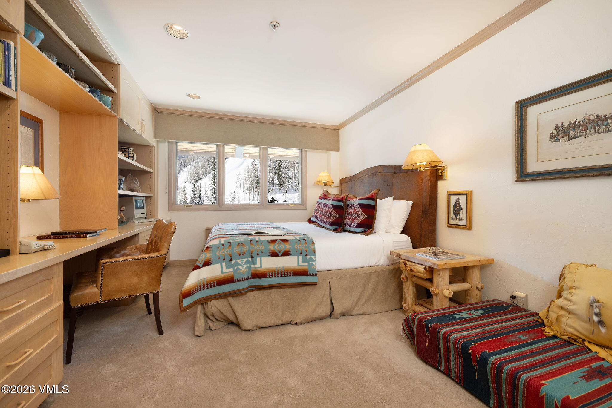 200 Vail Road, Unit 799 Vail, CO 81657 - Photo 15 of 32 2604_lodge_tower_799_interior_bed03