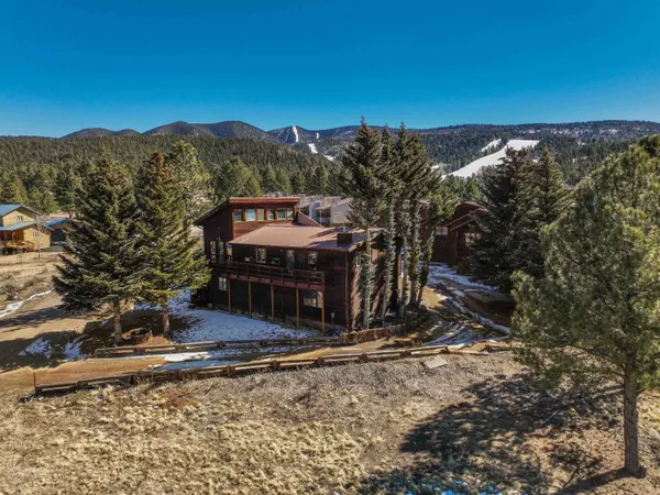 $550,000 | 13 Arapahoe, Angel Fire, NM 87710