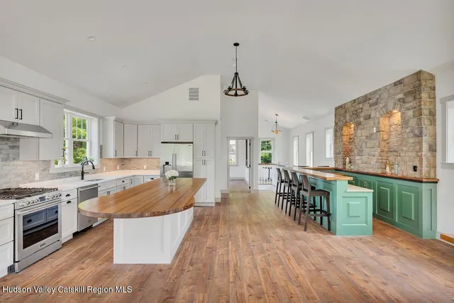 $1,999,999 | 5433 Highway 23, Windham, NY 12496