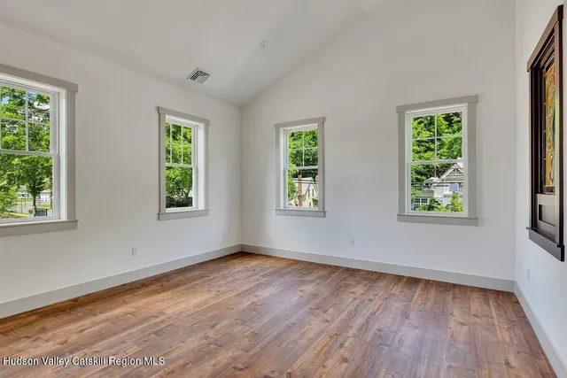 $1,999,999 | 5433 Highway 23, Windham, NY 12496