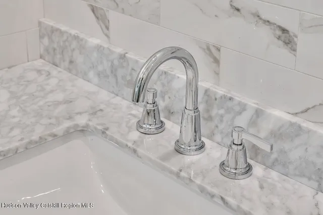 $1,999,999 | 5433 Highway 23, Windham, NY 12496