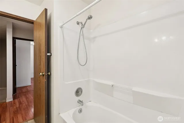 $275,000 | 8823 Holly Drive, Unit D203, Everett, WA 98208