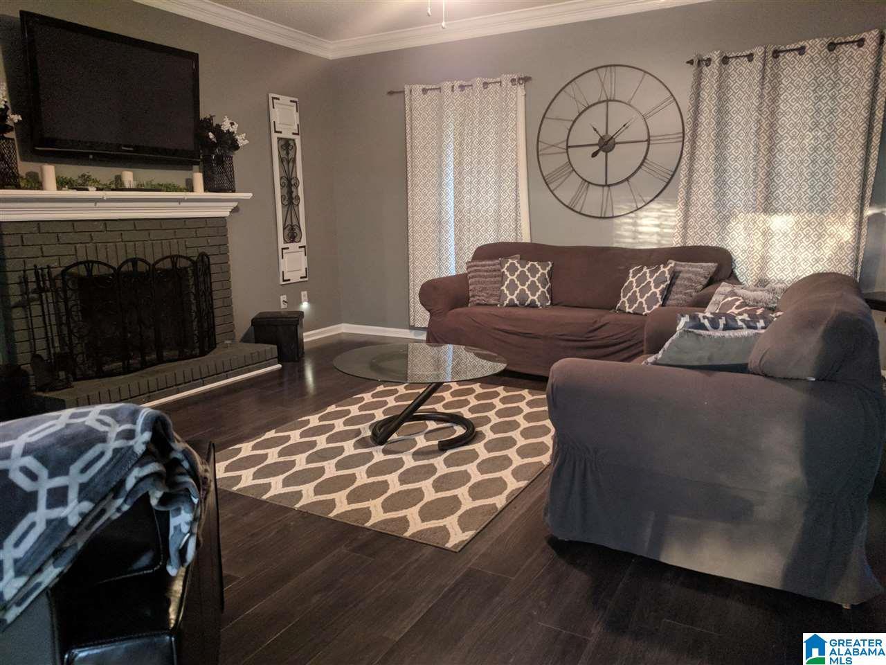 1302 Elm Circle Alabaster, AL 35007 - Photo 3 of 20