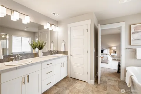 $760,000 | 27107 123rd Place Southeast, Kent, WA 98030
