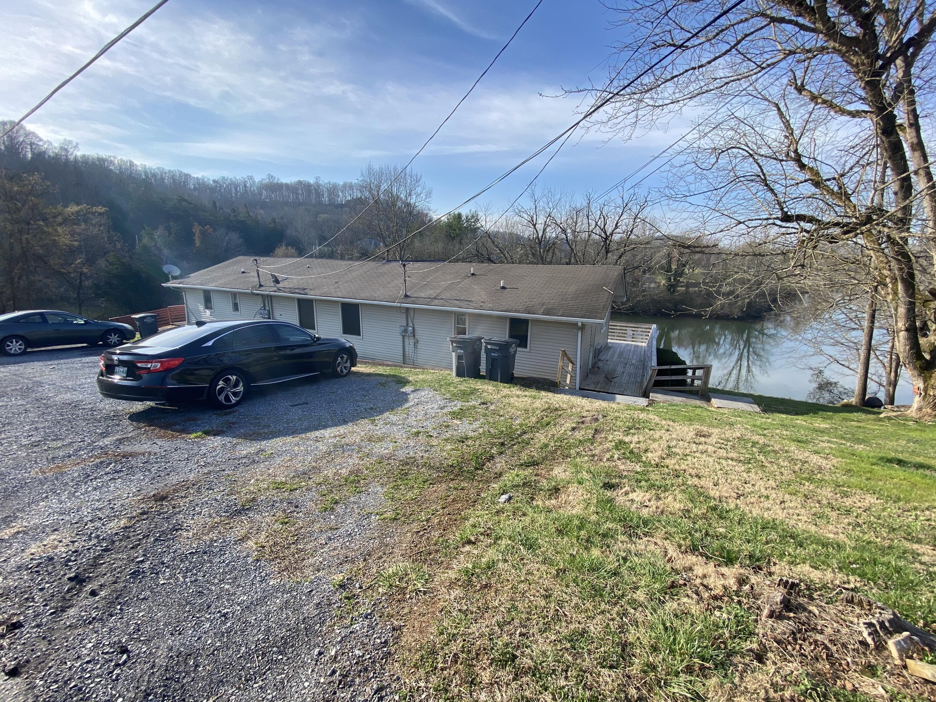 1796 Cooks Valley Road, Unit 1 Kingsport, TN 37664 - Photo 1 of 16 4