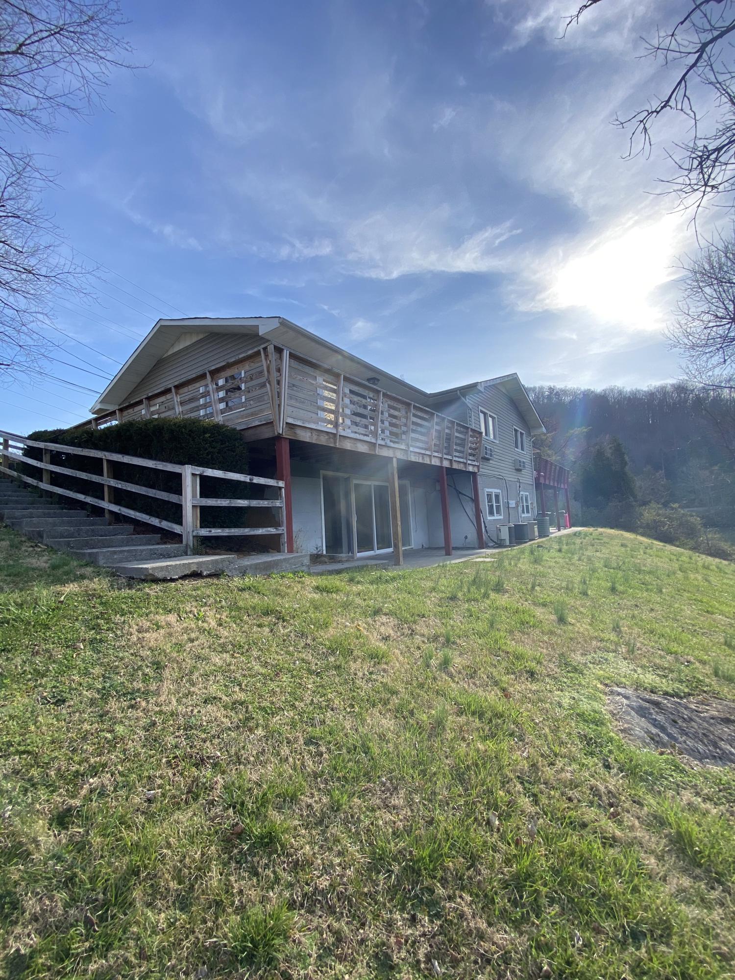 1796 Cooks Valley Road, Unit 1 Kingsport, TN 37664 - Photo 16 of 16 19