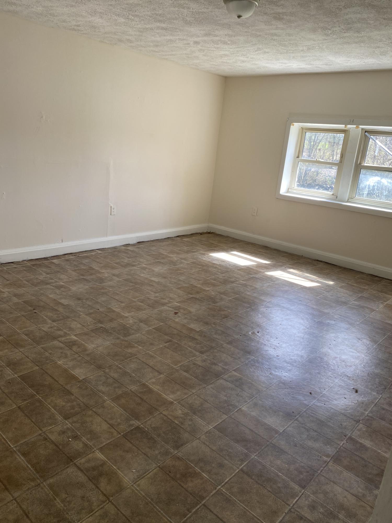 1796 Cooks Valley Road, Unit 1 Kingsport, TN 37664 - Photo 10 of 16 17