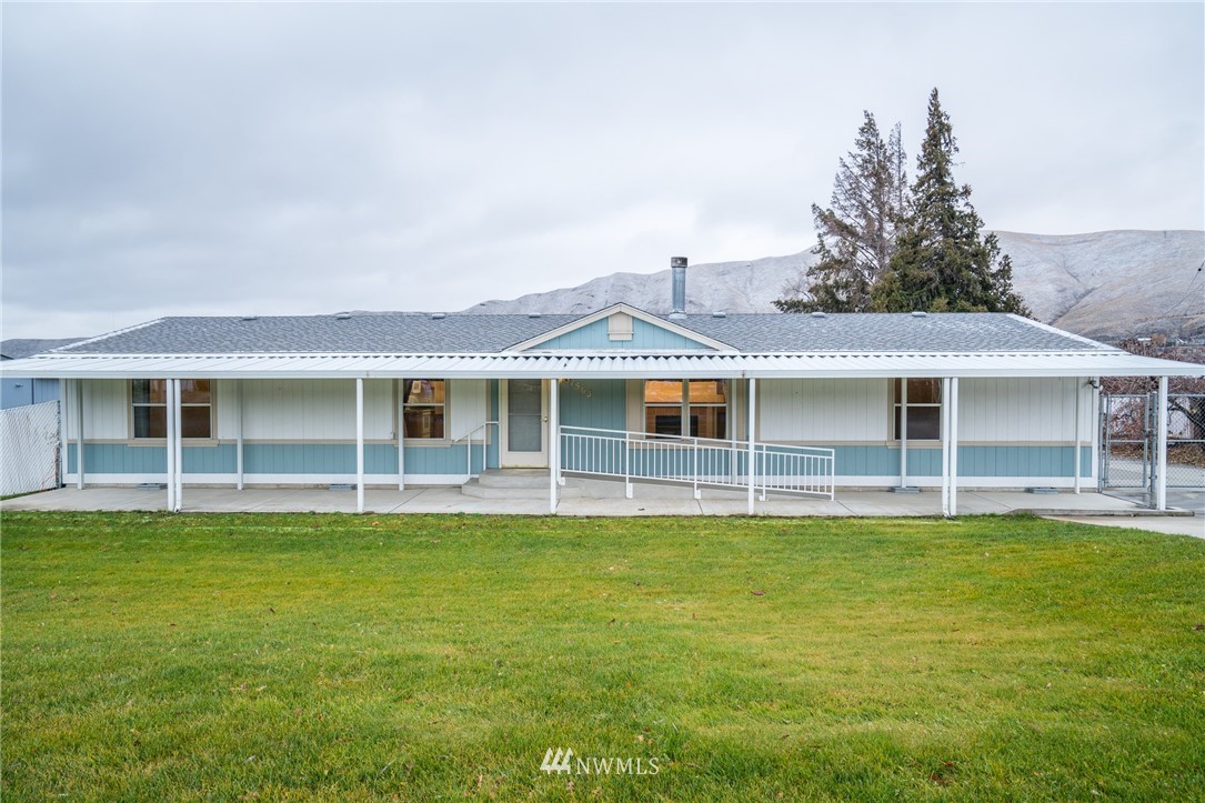 1563 Tybeau Road Wenatchee, WA 98801 - Photo 1 of 26 Gallery Image 1