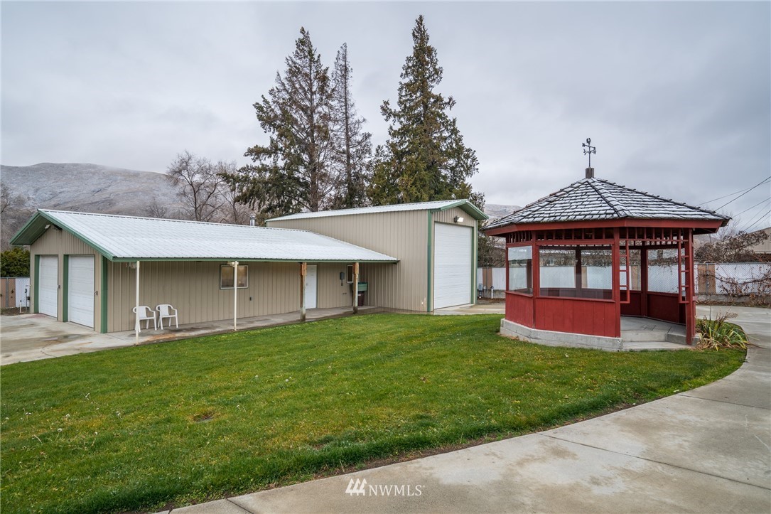 1563 Tybeau Road Wenatchee, WA 98801 - Photo 6 of 26 Gallery Image 6