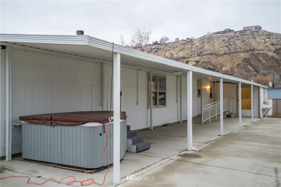 1563 Tybeau Road Wenatchee, WA 98801 - Photo 10 of 26 Gallery Image 10