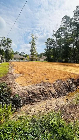 $365,000 | 833 Preval Street, Mandeville, LA 70448