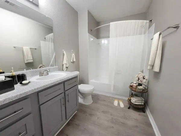 $1,060 | 11111 West Montgomery Road, Unit 801, Houston, TX 77088