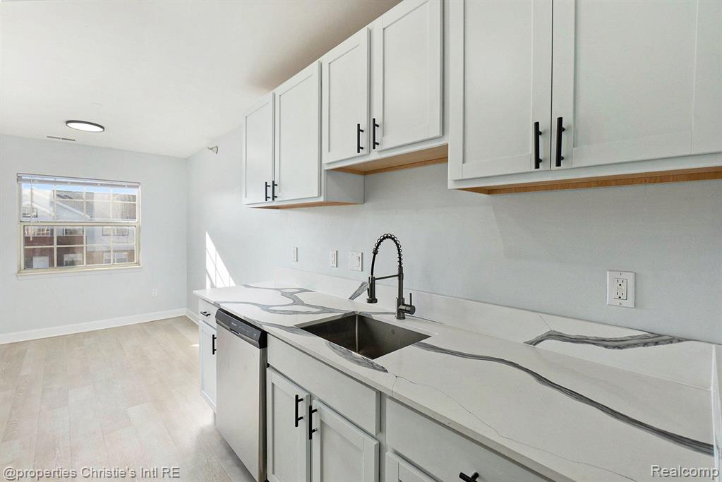 4434 Trumbull, Unit 11 Detroit, MI 48208 - Photo 5 of 18