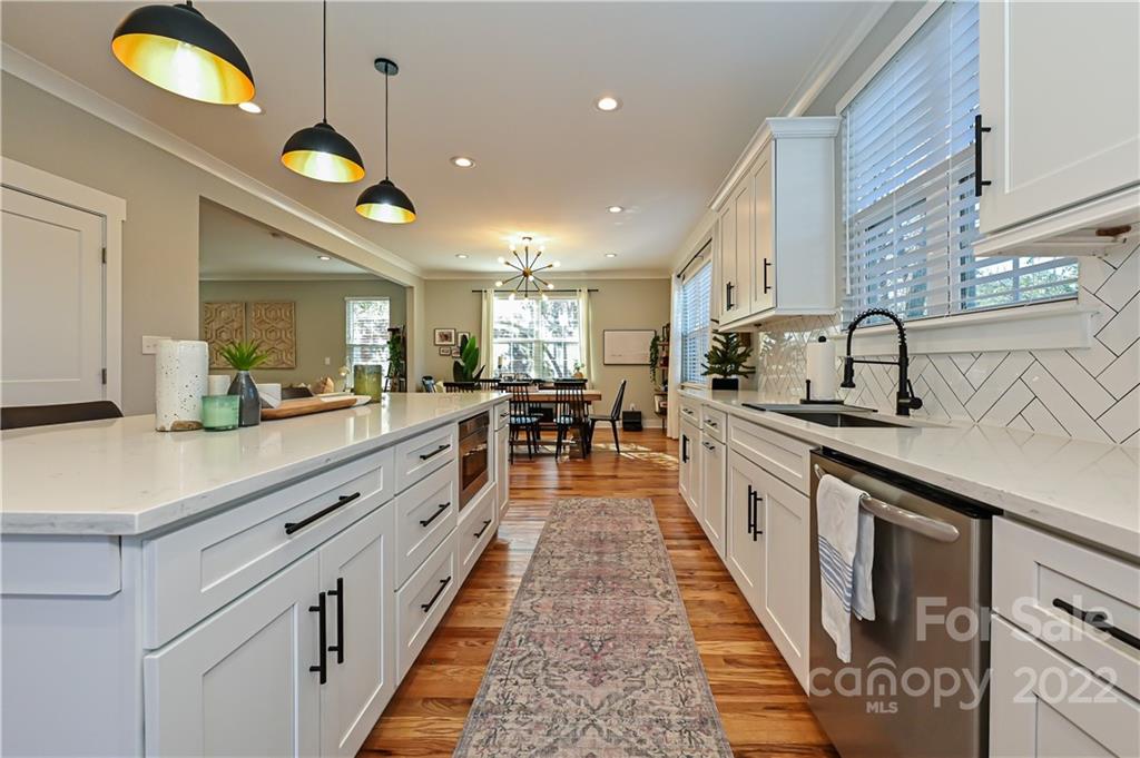 4928 Valley Stream Road Charlotte, NC 28209 - Photo 19 of 47 Gallery Image 19