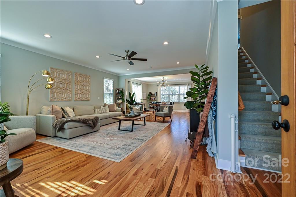 4928 Valley Stream Road Charlotte, NC 28209 - Photo 3 of 47 Gallery Image 3