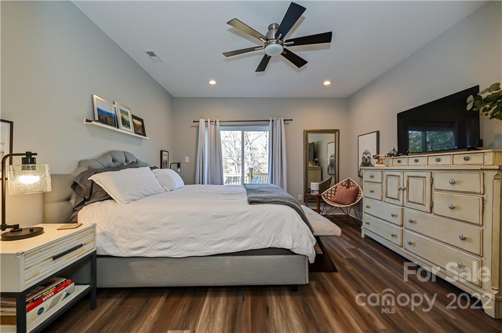 4928 Valley Stream Road Charlotte, NC 28209 - Photo 45 of 47 Gallery Image 45