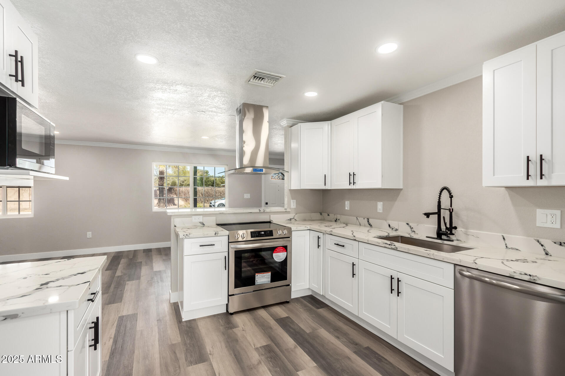 3249 East Nisbet Road Phoenix, AZ 85032 - Photo 11 of 31 11- Nisbet
