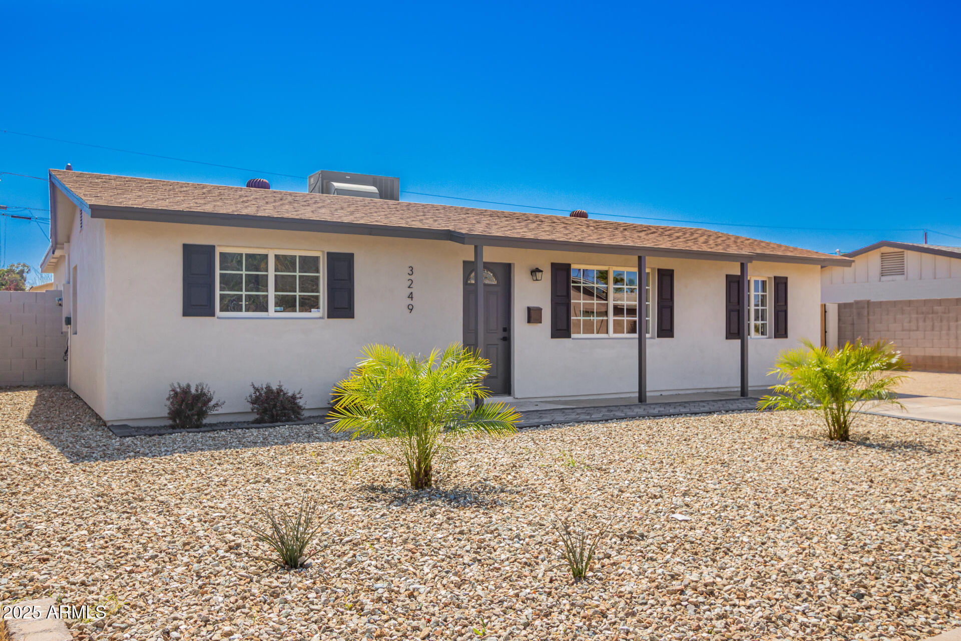 3249 East Nisbet Road Phoenix, AZ 85032 - Photo 2 of 31 2- Nisbet