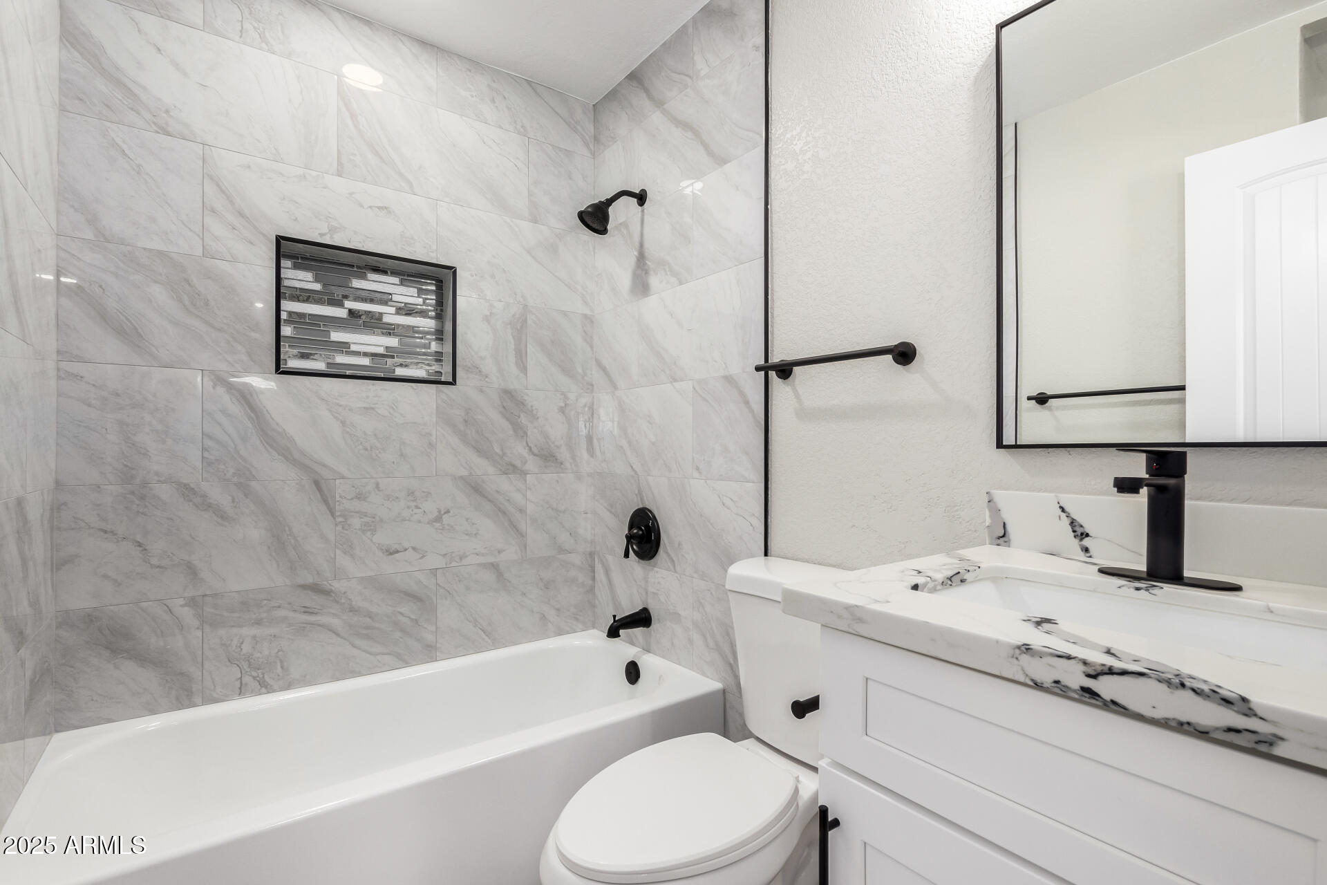 3249 East Nisbet Road Phoenix, AZ 85032 - Photo 25 of 31 21- Nisbet