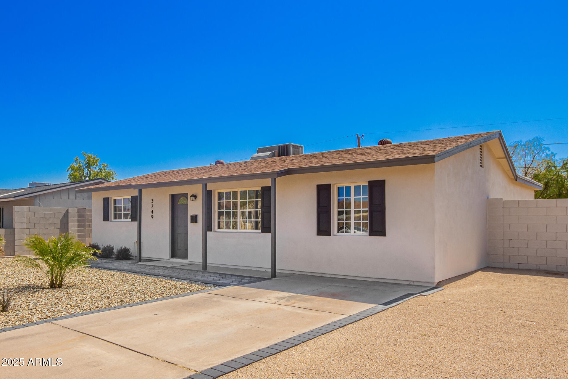 3249 East Nisbet Road Phoenix, AZ 85032 - Photo 5 of 31 5- Nisbet