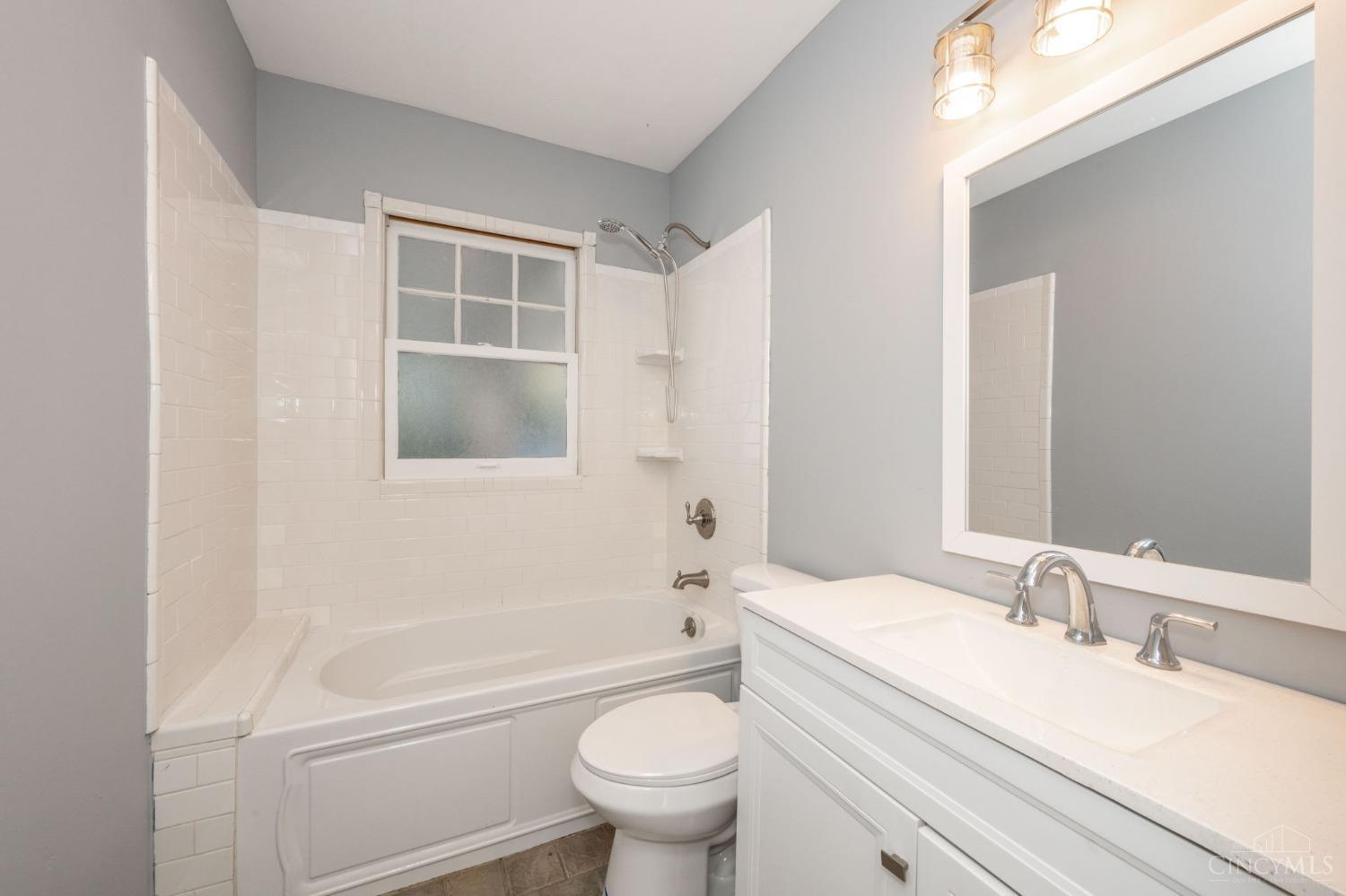 5347 Fox Road Cincinnati, OH 45239 - Photo 19 of 35