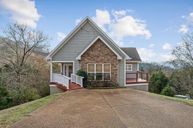 $349,000 | 280 Sandgate Drive, Smithville, TN 37166