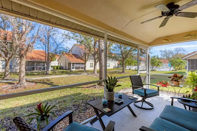 $283,500 | 7133 Cedar Hollow Circle, Unit 22102, Bradenton, FL 34203