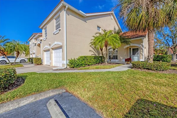 $265,000 | 7133 Cedar Hollow Circle, Unit 22102, Bradenton, FL 34203