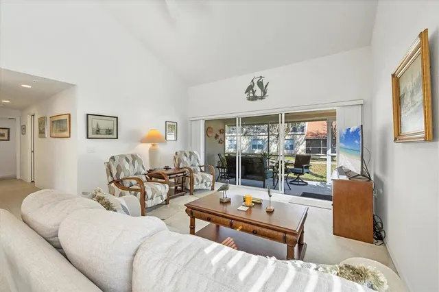 $283,500 | 7133 Cedar Hollow Circle, Unit 22102, Bradenton, FL 34203