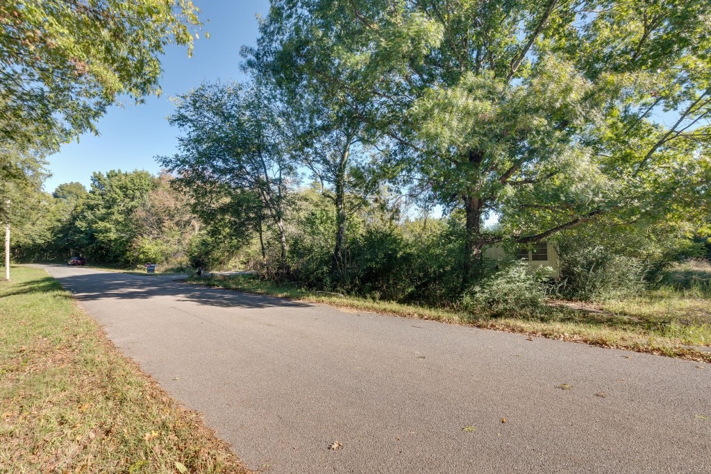 870 Snell Road Lewisburg, TN 37091 - Photo 3 of 15 Gallery Image 3