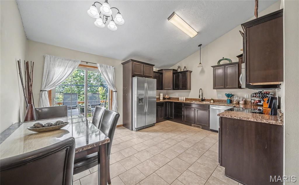 16001 Harley Rd Street St. Robert, MO 65584 - Photo 6 of 32