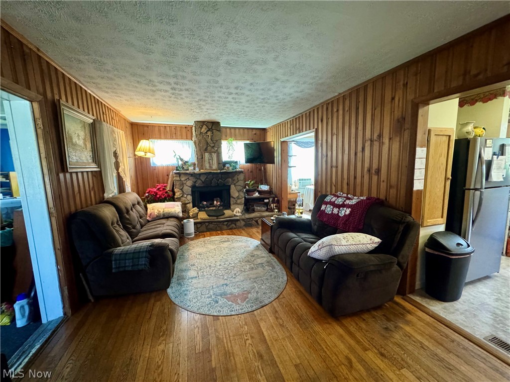 7714 Olde 8 Road Hudson, OH 44236 - Photo 2 of 18