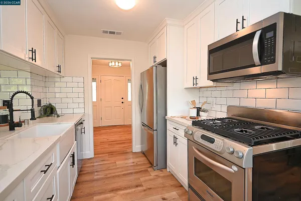 $1,158,000 | 385 Maureen Lane, Pleasant Hill, CA 94523