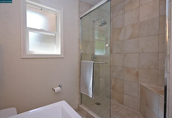 $1,158,000 | 385 Maureen Lane, Pleasant Hill, CA 94523