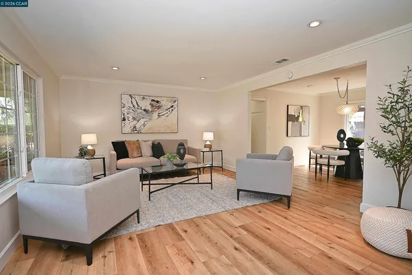 $1,158,000 | 385 Maureen Lane, Pleasant Hill, CA 94523