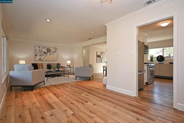 $1,158,000 | 385 Maureen Lane, Pleasant Hill, CA 94523