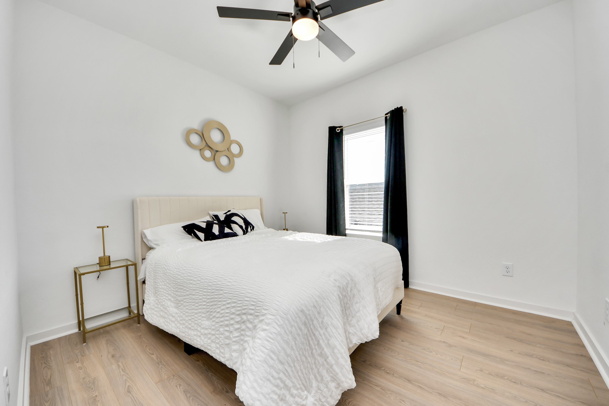 9732 Tuffly Street, Unit B Houston, TX 77029 - Photo 20 of 30