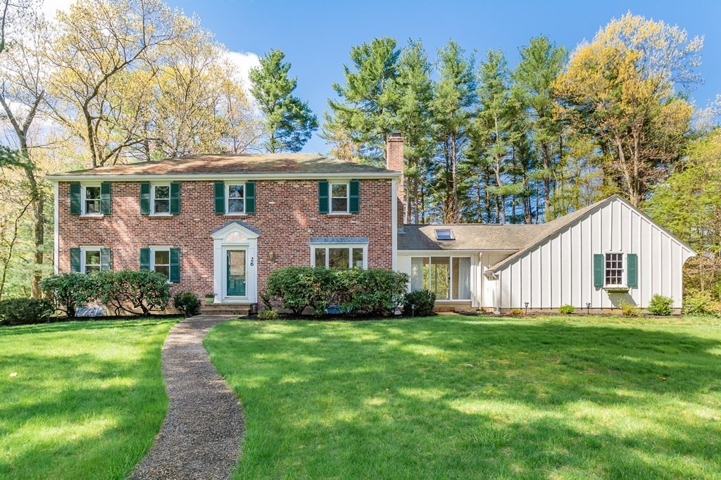 26 Edgemere Road Lynnfield, MA 01940 - Photo 1 of 38 Gallery Image 1