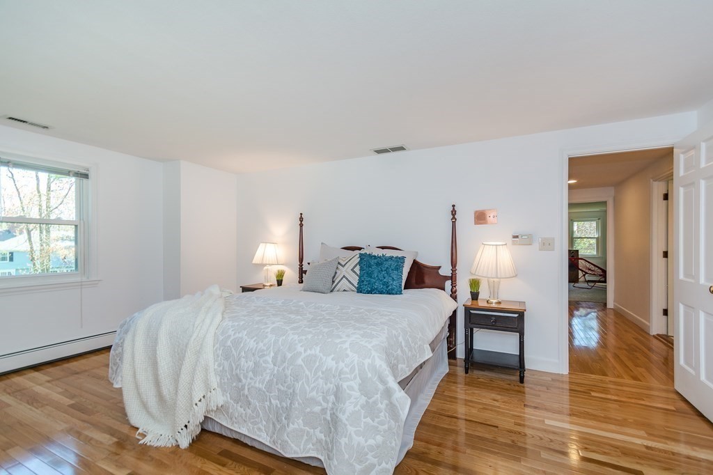 26 Edgemere Road Lynnfield, MA 01940 - Photo 17 of 38 Gallery Image 17