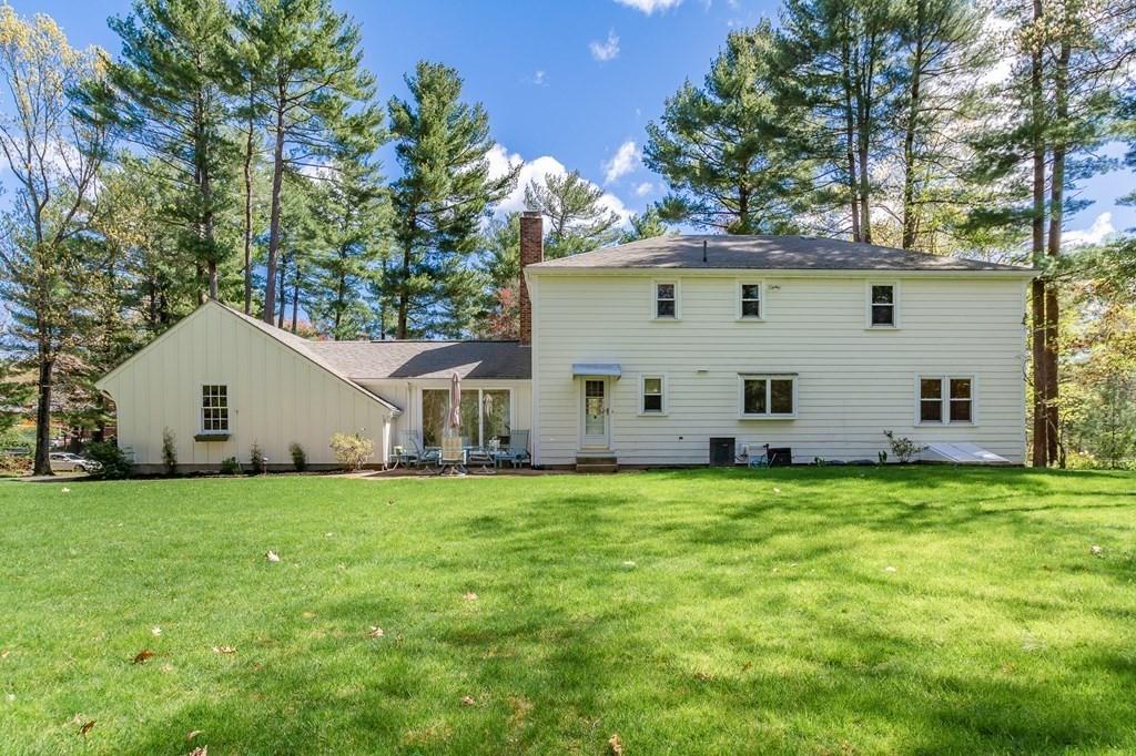 26 Edgemere Road Lynnfield, MA 01940 - Photo 38 of 38 Gallery Image 38