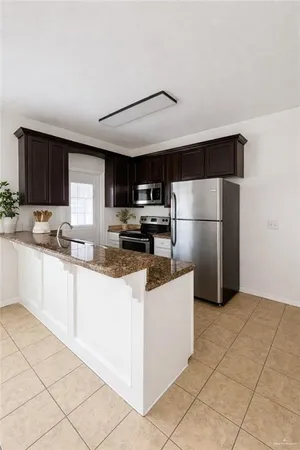 $1,320 | 2702 Phoenix Street, Edinburg, TX 78541