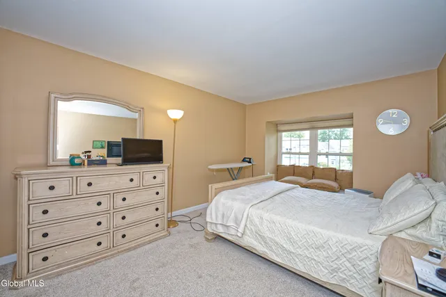 $270,000 | 11 Fox Hollow Square, Cohoes, NY 12047