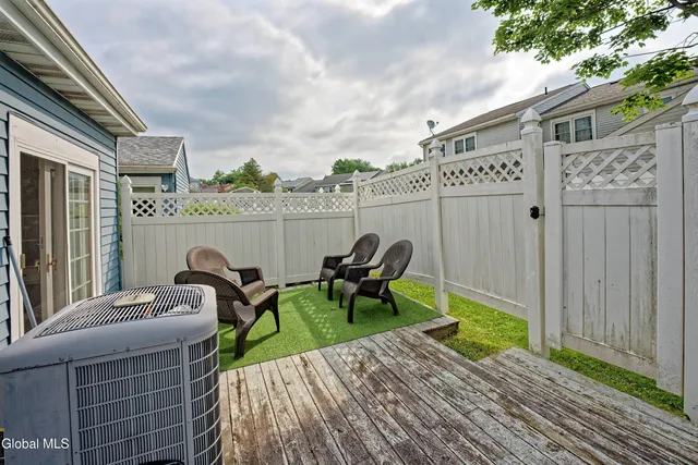 $270,000 | 11 Fox Hollow Square, Cohoes, NY 12047